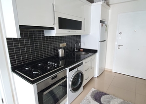 سعر منافس - شقة مؤثثة -طابق مرتفع - ضمن مجمع سكني في مهموتلار / الانيا 