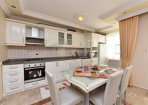 سعر مميز - شقة 3 غرف وصالة - مفروشة - ضمن منطقة حيوية / مهموتلار / الانيا 