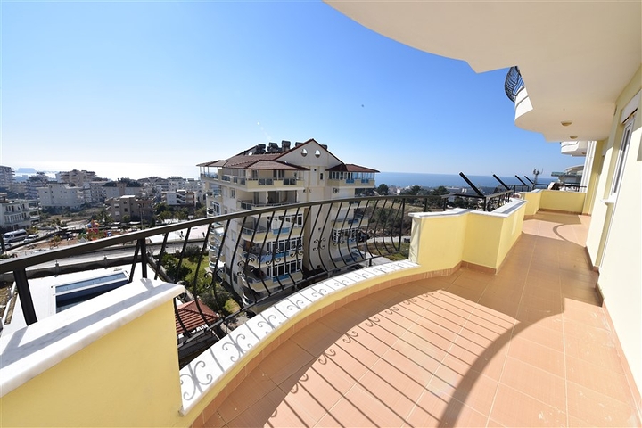 سعر منافس - اطلالة بحر - شقة 2 غرفة وصالة - في افسلار / الانيا 