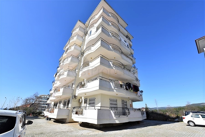 سعر منافس - اطلالة بحر - شقة 2 غرفة وصالة - في افسلار / الانيا 