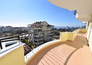 سعر منافس - اطلالة بحر - شقة 2 غرفة وصالة - في افسلار / الانيا 