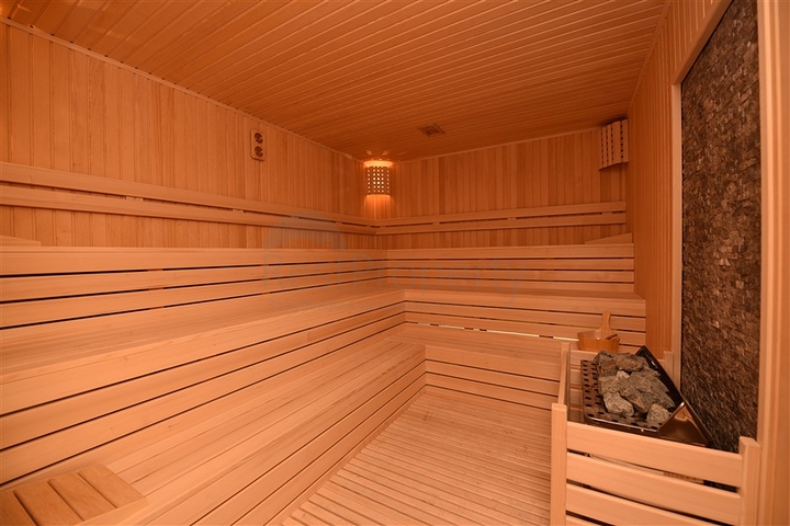 دوبلكس فاخرة - ضمن مجمع 5 نجوم - بسعر مميز - في الانيا 