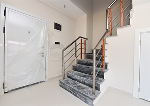 دوبلكس فاخرة - ضمن مجمع 5 نجوم - بسعر مميز - في الانيا 