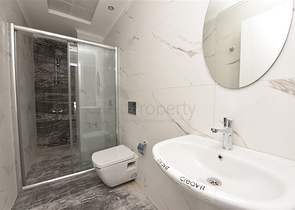 دوبلكس فاخرة - ضمن مجمع 5 نجوم - بسعر مميز - في الانيا 