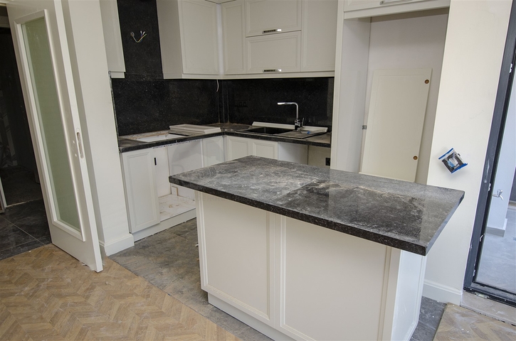 المشروع في المرحلة النهائية من البناء في التين كوم كونيالتي