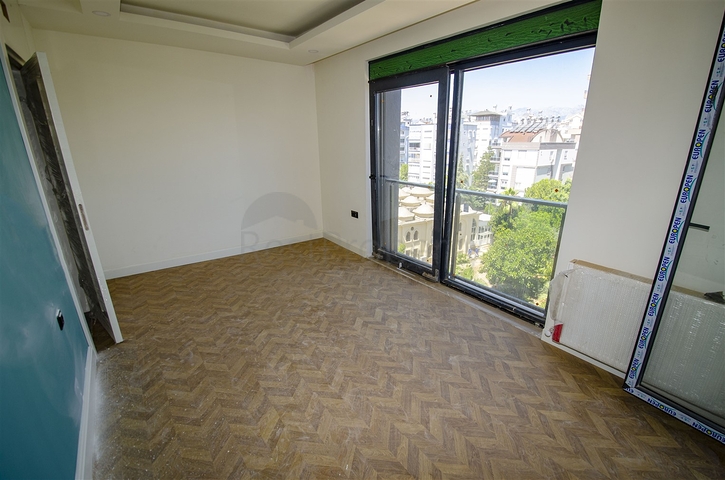 المشروع في المرحلة النهائية من البناء في التين كوم كونيالتي