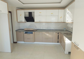 شقة واسعة 3+1 في اونجالي كونيالتي