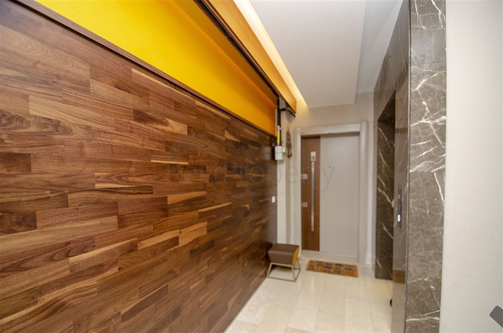 شقة فاخرة 4 + 1 من تصميم  آرت ديكو في  اونجالي 