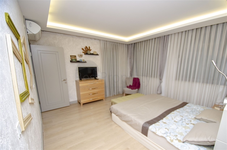 شقة فاخرة 4 + 1 من تصميم  آرت ديكو في  اونجالي 