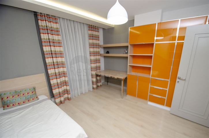 شقة فاخرة 4 + 1 من تصميم  آرت ديكو في  اونجالي 