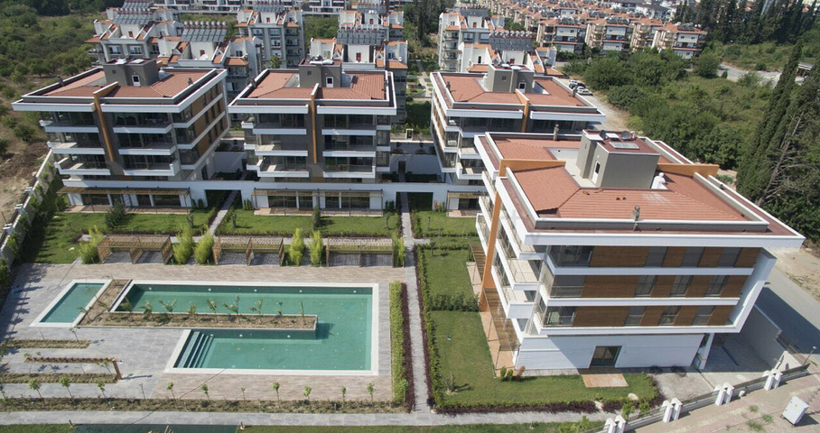 شقة فاخرة 4 + 1 من تصميم  آرت ديكو في  اونجالي 