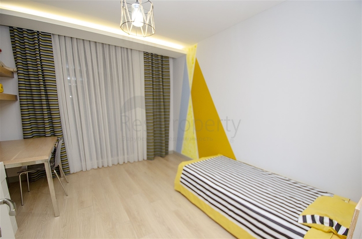 شقة فاخرة 4 + 1 من تصميم  آرت ديكو في  اونجالي 