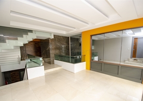 شقة فاخرة 4 + 1 من تصميم  آرت ديكو في  اونجالي 