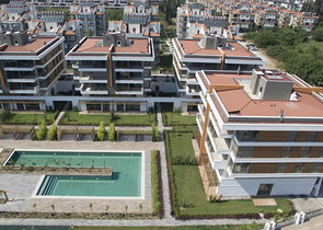 شقة فاخرة 4 + 1 من تصميم  آرت ديكو في  اونجالي 