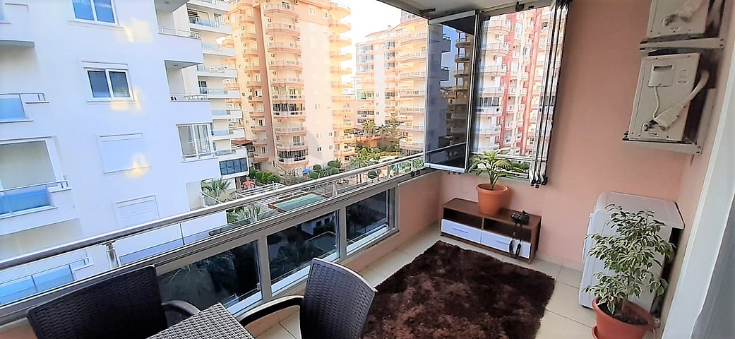 قريبة من البحر - شقة غرفة وصالة - مفروشة - في مهموتلار / الانيا 