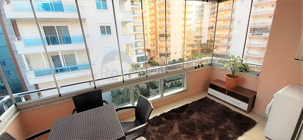 قريبة من البحر - شقة غرفة وصالة - مفروشة - في مهموتلار / الانيا 