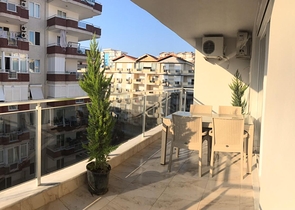 شقة مفروشة - تصميم غرفة وصالة - قريبة من البحر - في مهموتلار / الانيا 