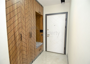 شقق 1 + 1 و 2 + 1 في منزل جديد في هورم كونيالتي أنطاليا