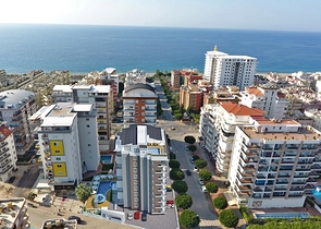 بالاقساط وبدون فوائد - مجمع سكني قيد الانشاء - جانب البحر - في مهموتلار / الانيا 