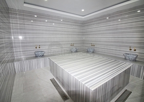 شقة غرفة وصالة - مفروشة - ضمن مجمع سكني - في مهموتلار / الانيا 