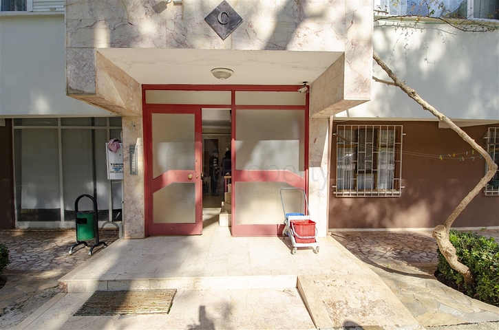 شقة واسعة 3 + 1 شقة في اونجالي كونيالتي بالقرب من حديقة ناشيرا