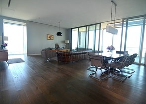 في قمة اشهر ابراج اسطنبول - بنتهاوس فاخرة جدا . 