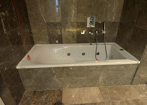 في قمة اشهر ابراج اسطنبول - بنتهاوس فاخرة جدا . 