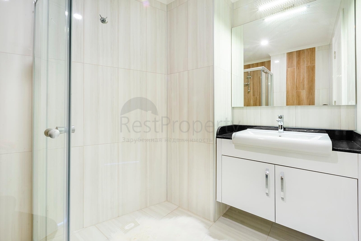 مجمع بخدمات 5 نجوم - شقة غرفة وصالة - مفروشة - قريبة من البحر - في مهموتلار / الانيا 