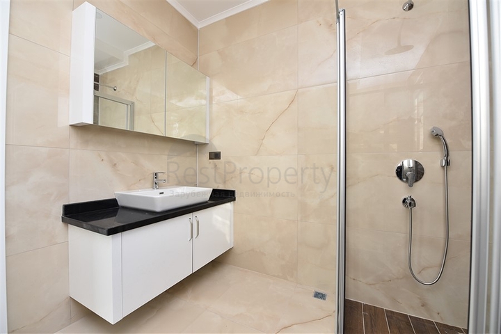 دوبلكس عائلية - مجمع فاخر -في منطقة اوبا / الانيا 