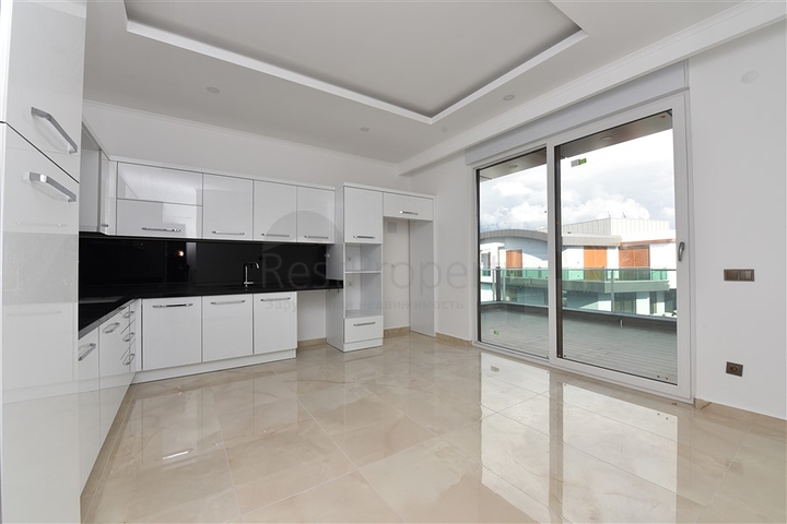 دوبلكس عائلية - مجمع فاخر -في منطقة اوبا / الانيا 