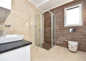 دوبلكس عائلية - مجمع فاخر -في منطقة اوبا / الانيا 