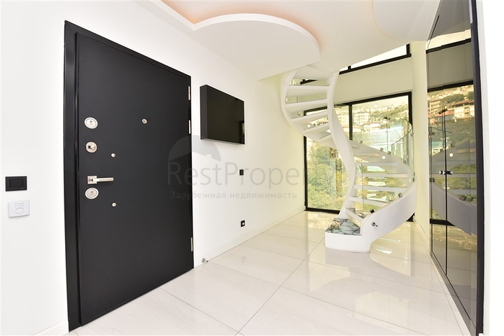 فخامة وتميز - اطلالة بحر وقلعة / دوبلكس فاخرة / الانيا 