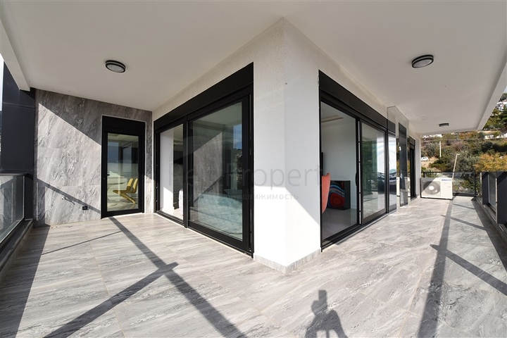 فخامة وتميز - اطلالة بحر وقلعة / دوبلكس فاخرة / الانيا 