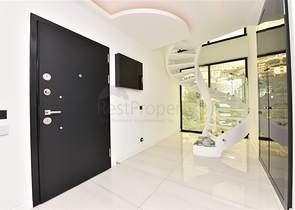 فخامة وتميز - اطلالة بحر وقلعة / دوبلكس فاخرة / الانيا 