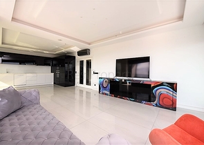 فخامة وتميز - اطلالة بحر وقلعة / دوبلكس فاخرة / الانيا 