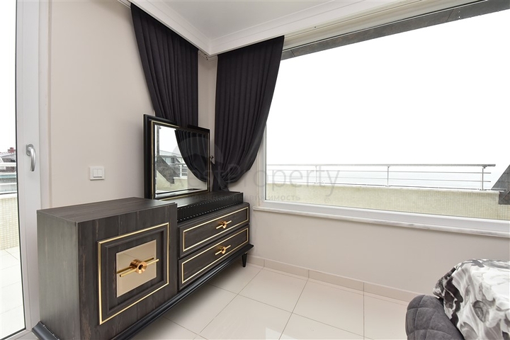 اطلالة بحرية ساحرة - دوبلكس فاخرة ضمن مجمع 5 نجوم - في كاستل / الانيا 