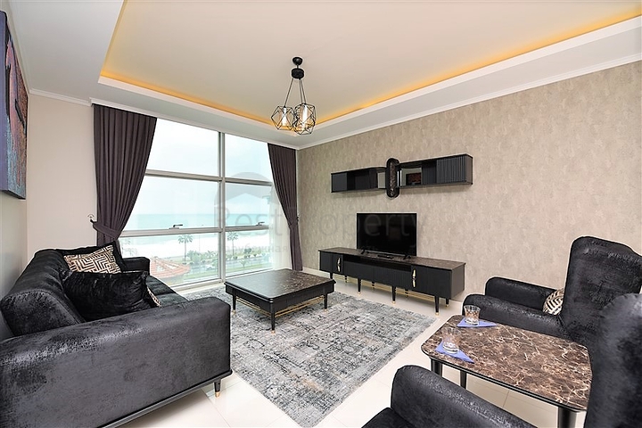 اطلالة بحرية ساحرة - دوبلكس فاخرة ضمن مجمع 5 نجوم - في كاستل / الانيا 