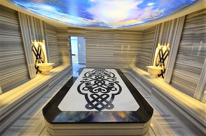 اطلالة بحرية ساحرة - دوبلكس فاخرة ضمن مجمع 5 نجوم - في كاستل / الانيا 