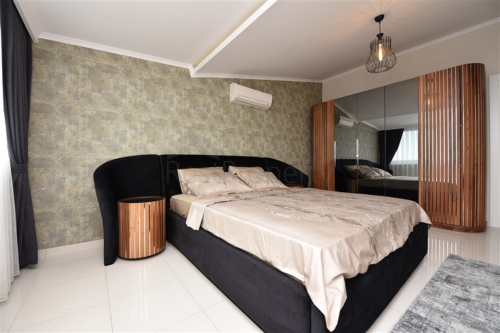 اطلالة بحرية ساحرة - دوبلكس فاخرة ضمن مجمع 5 نجوم - في كاستل / الانيا 