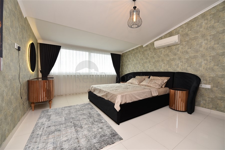 اطلالة بحرية ساحرة - دوبلكس فاخرة ضمن مجمع 5 نجوم - في كاستل / الانيا 