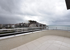 اطلالة بحرية ساحرة - دوبلكس فاخرة ضمن مجمع 5 نجوم - في كاستل / الانيا 