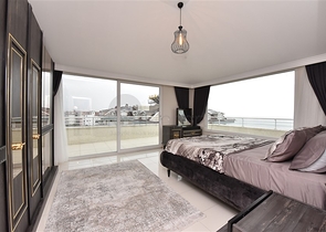 اطلالة بحرية ساحرة - دوبلكس فاخرة ضمن مجمع 5 نجوم - في كاستل / الانيا 