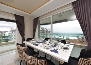 اطلالة بحرية ساحرة - دوبلكس فاخرة ضمن مجمع 5 نجوم - في كاستل / الانيا 