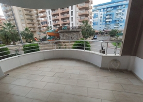 شقة عائلية - غرفتين وصالة - ضمن مجمع سكني - مهموتلار / الانيا 