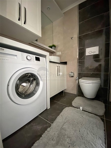 مجمع فاخر / شقة غرفتين وصالة / مهموتلار / الانيا 