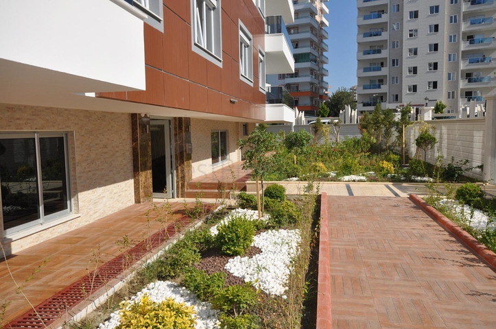 مجمع فاخر / شقة غرفتين وصالة / مهموتلار / الانيا 