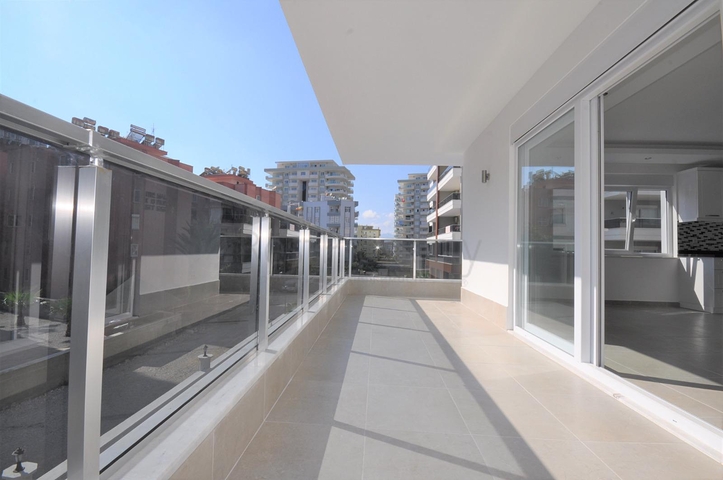 مجمع فاخر / شقة غرفتين وصالة / مهموتلار / الانيا 