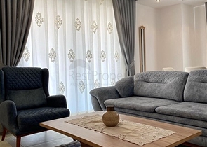 مجمع فاخر / شقة غرفتين وصالة / مهموتلار / الانيا 