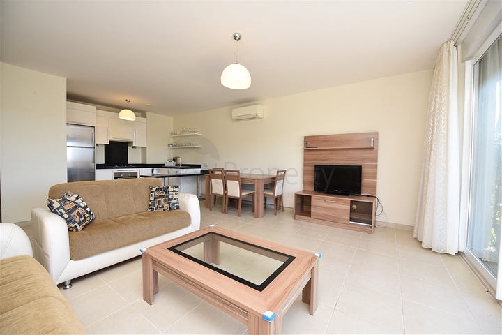 شقة غرفتين وصالة مع حديقة - ضمن مجمع سكني / كوناكليه / الانيا 