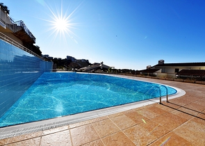 شقة غرفتين وصالة مع حديقة - ضمن مجمع سكني / كوناكليه / الانيا 